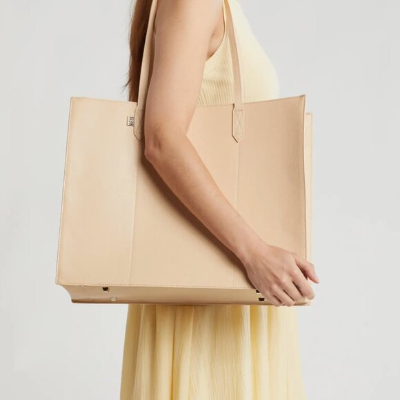 BÉIS The Large Work Tote – Beige (Sold Out on Beis.com) - Picture 1 of 6
